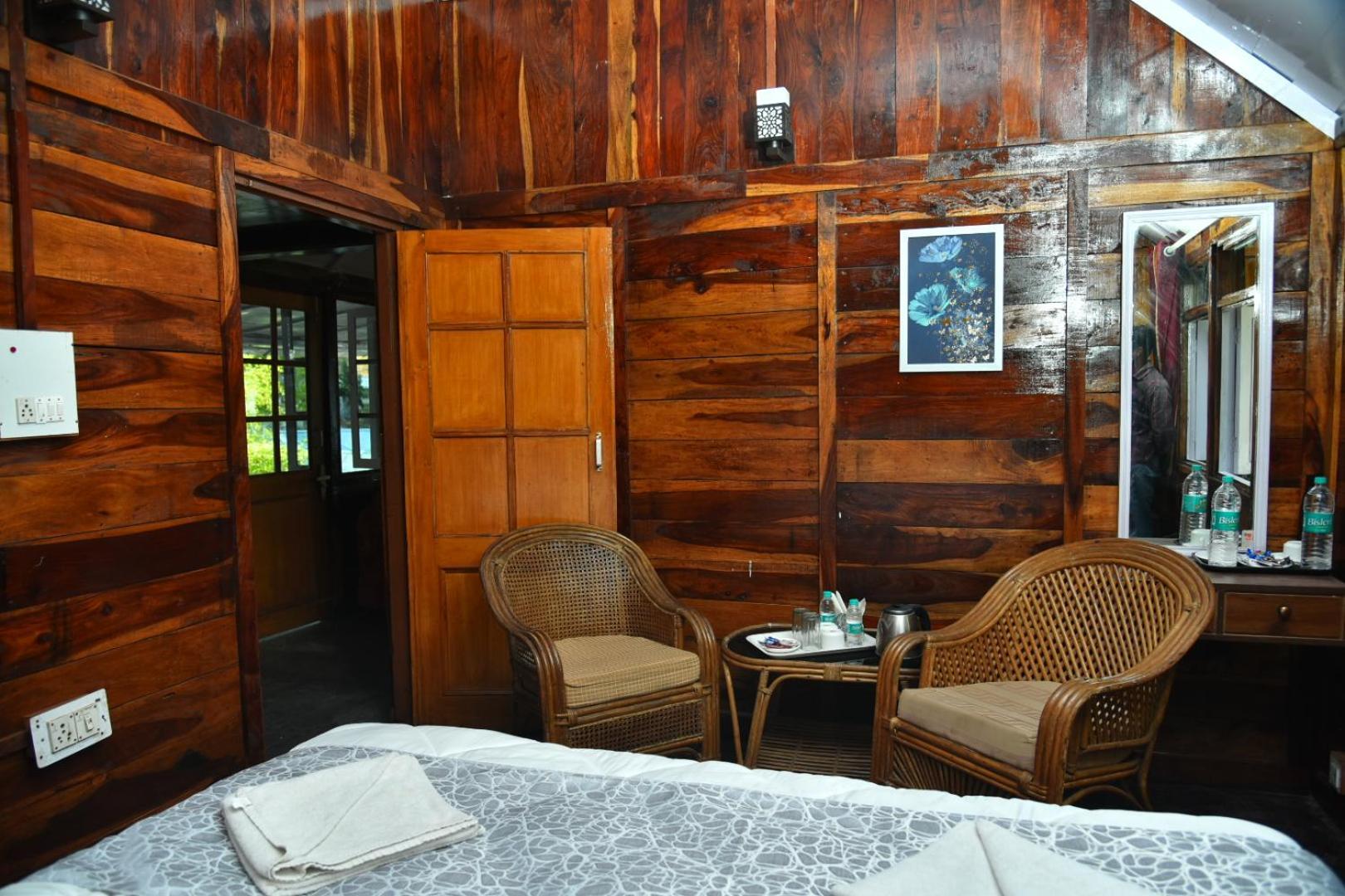 Kumaon Roop Resort Near Kainchi Dham Naini Tāl Exterior foto