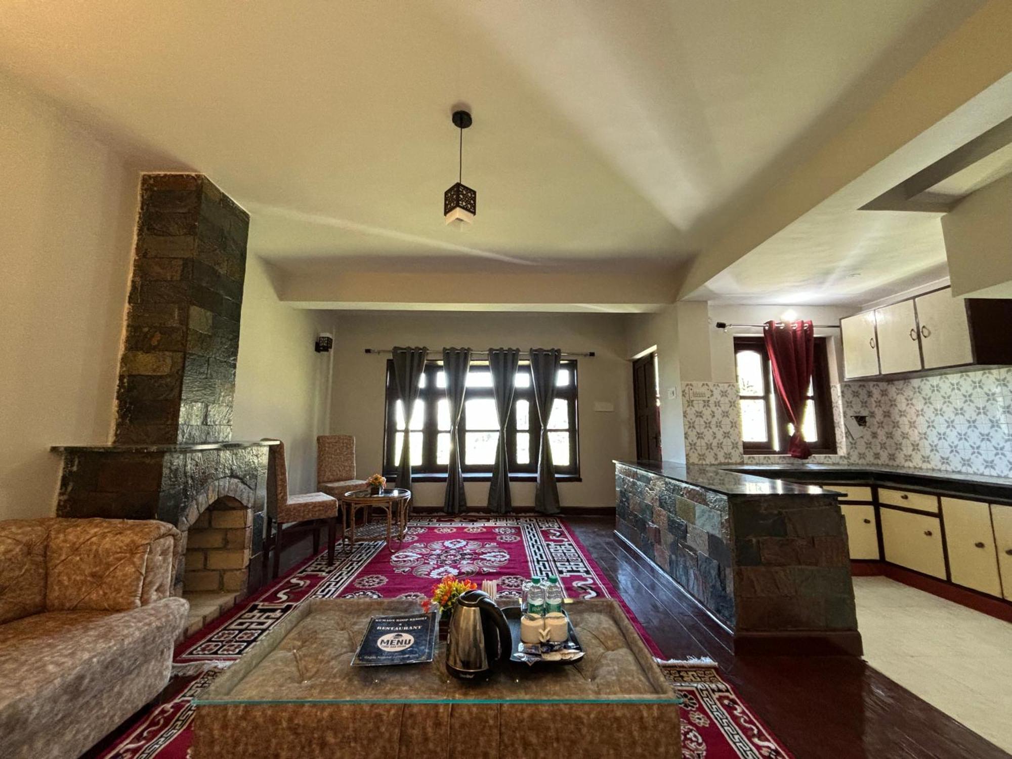 Kumaon Roop Resort Near Kainchi Dham Naini Tāl Exterior foto